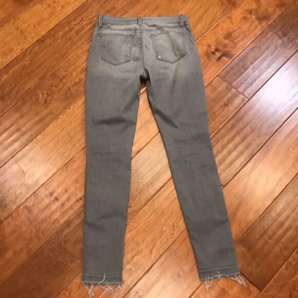 J Brand Super Skinny ”Cliché” Light Gray Denim Jeans - Picture 2 of 16